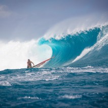 Windsurfing Tahiti 2012