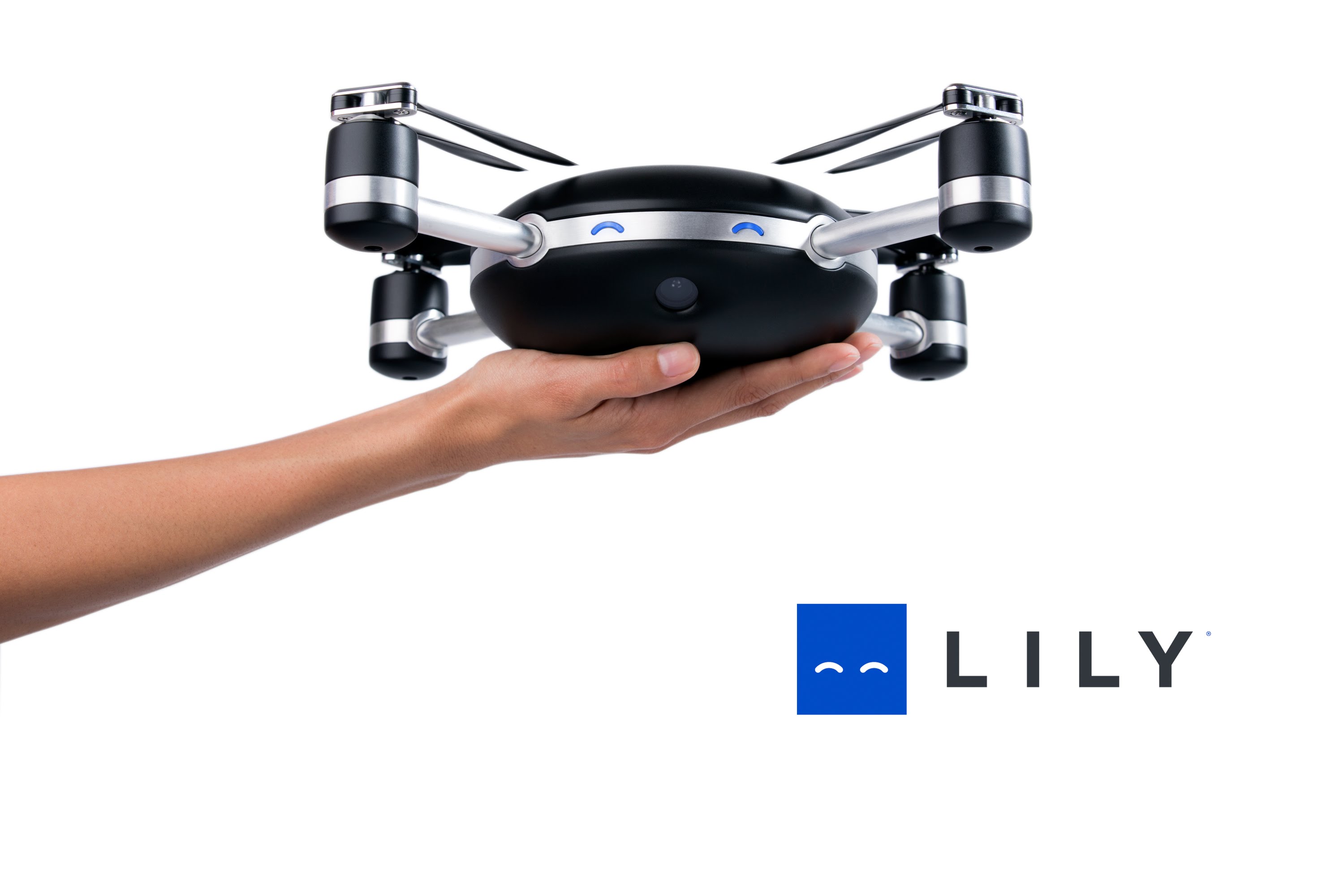 LILY CAMERA THE WATERPROOF DRONE