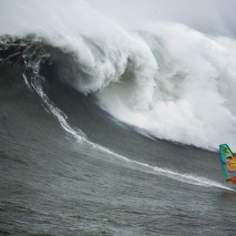 Jason Polakow windsurfs huge Nazare, Portugal on Februar 02, 2016