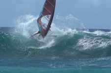 S2MAUI: A SEASON ON THE NORTH SHORE