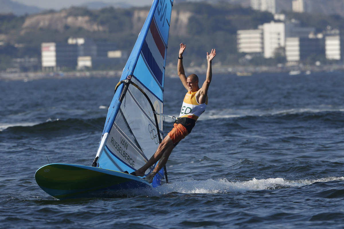 Dorian van Rijsselberge celebrates gold