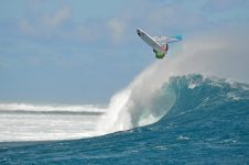 MAURITIUS WINDSURFING ONE EYE
