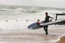 H Windsurf 1