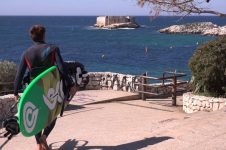 SPRING WINDSURFING IN MARSEILLE
