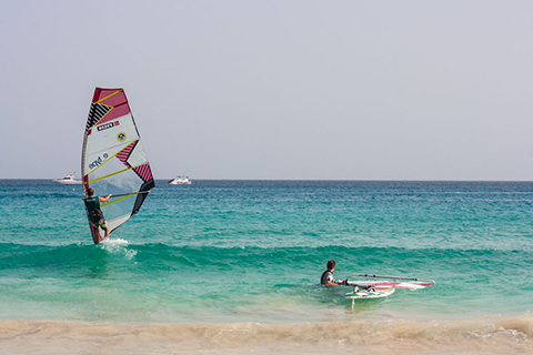 Windsurfing-Camp-Cape-Verde-Sal-Flat-Water