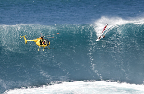 Robbie Naish surfing the big wave in Jaws, Hawaii , USA on March 15th 2011 // Bob Bangerter/Red Bull Content Pool // 1329478839128-603884805 // Usage for editorial use only // Please go to www.redbullcontentpool.com for further information. //