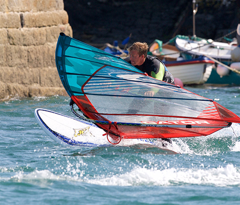 Coverack Windsurfing 03 480px.