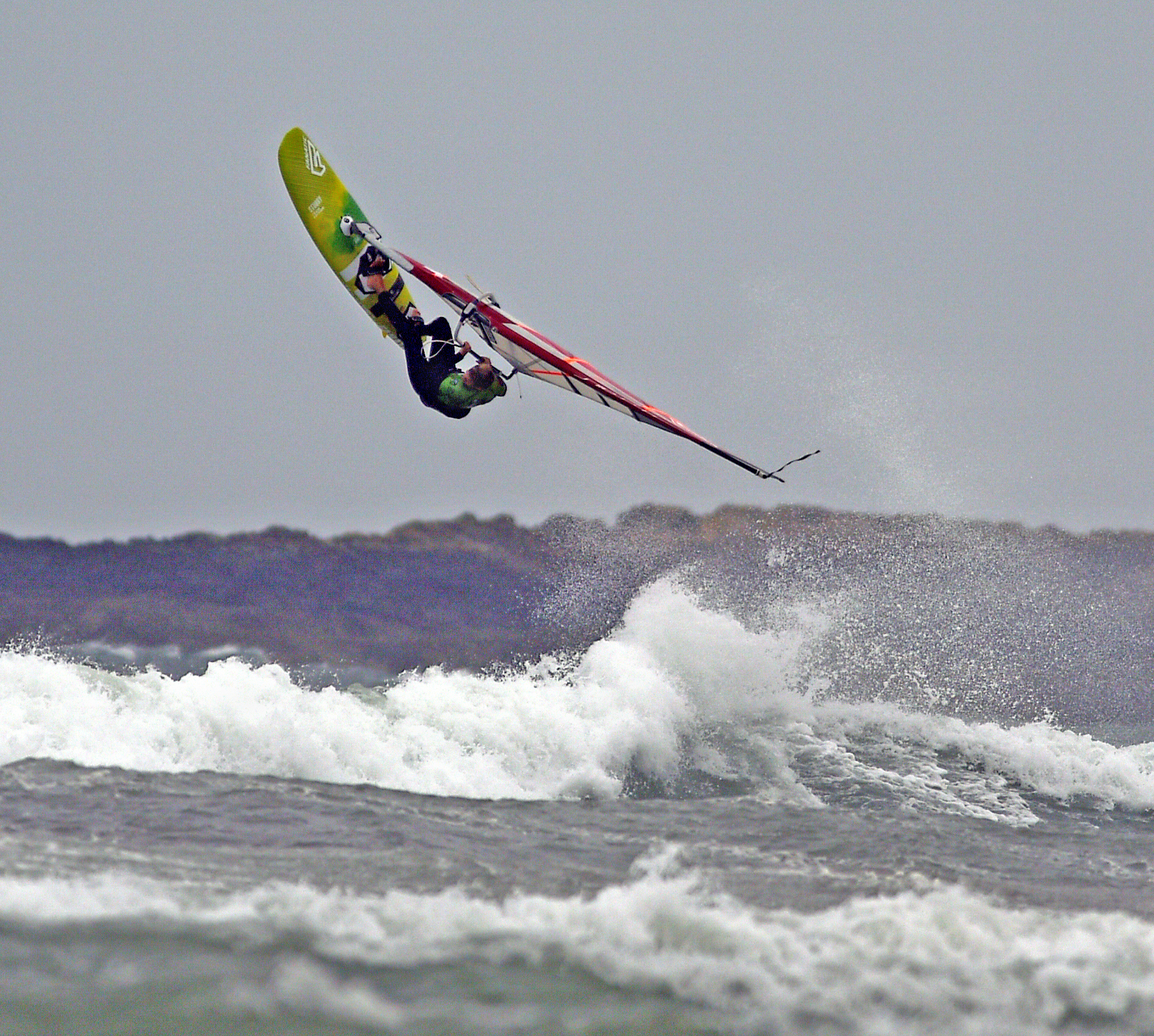 SURFSAILING ROSSY 809 Michael Gibbens