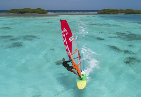 16 - Mangel Halto stoked to be on Aruba