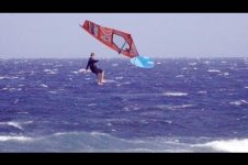 WINDSURFING CRASHES IN 40 KNOTS