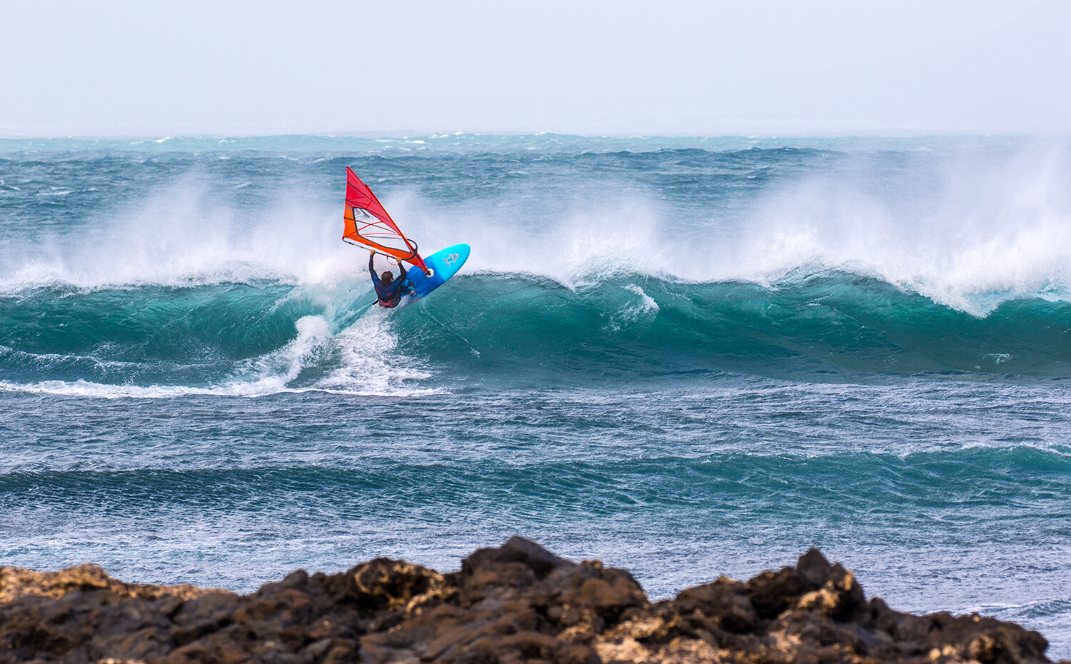 Windsurf Magazine FUERTEVENTURA FUERTE' ROCKS!