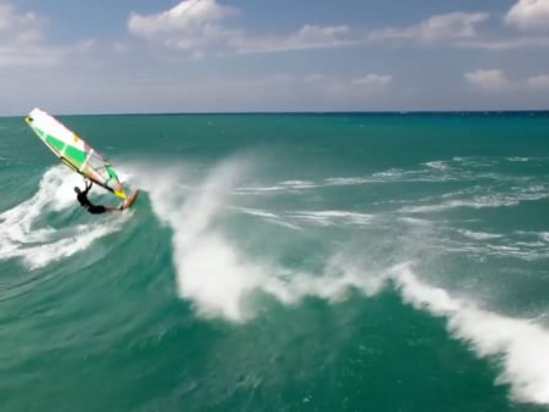 OAHU WINDSURFING DIAMOND HEAD