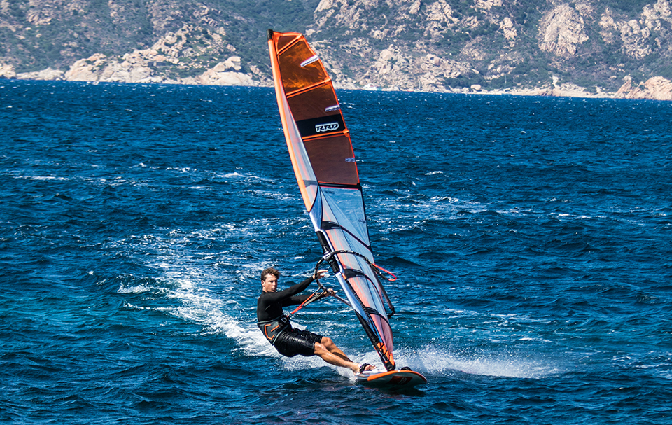 Windsurf MagazineSLALOM MASTS MAST MATTERS