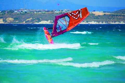 Esteban looping at Pirlanta, 25 minutes from Alaçati - Click to Enlarge