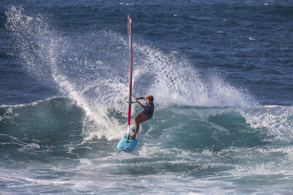 Sarah on her way to victory in Hawaii!
