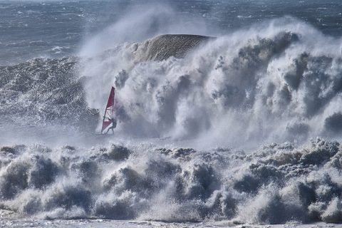Escape from a monster wave