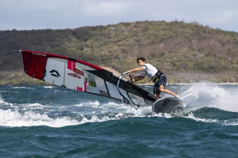 Mortefon lays it down in Noumea