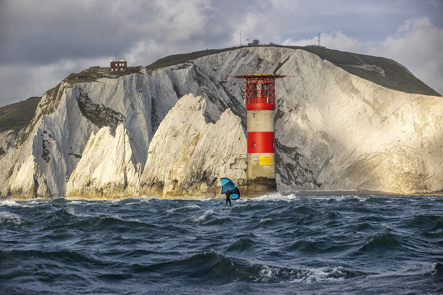 Ross Williams first person to Wing at the Needles!