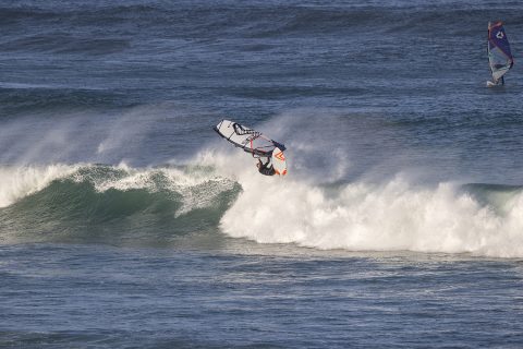 Early light wind session