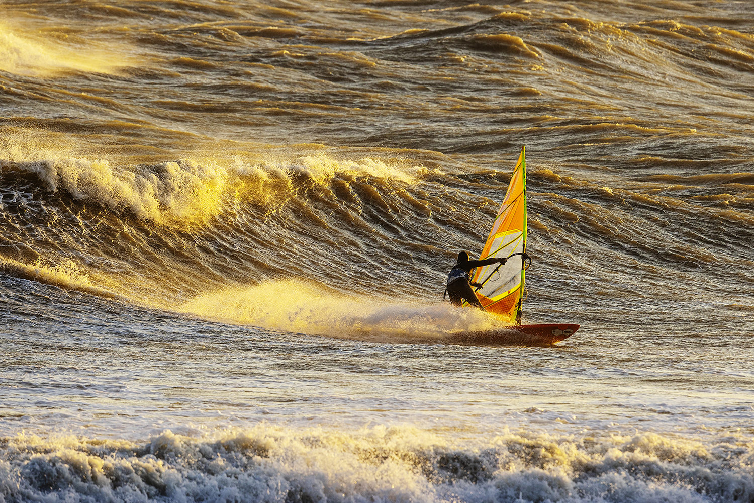 Bottom turn at Ventnor