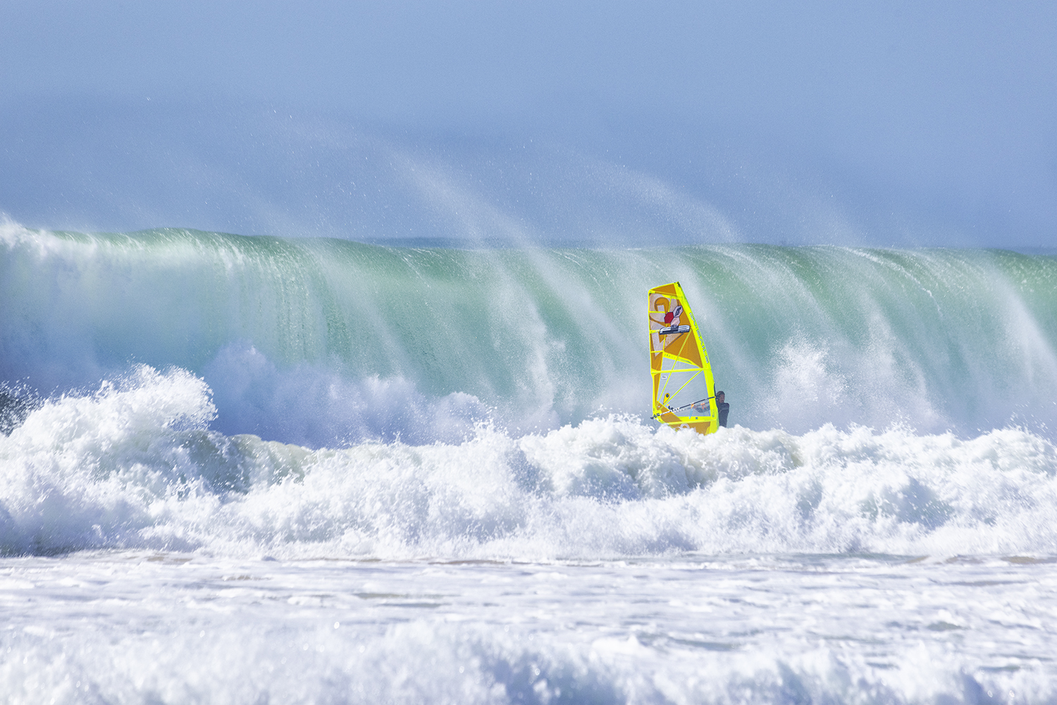 Poweful waves in Peniche