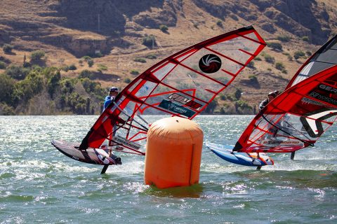 Foil gybe in Israel