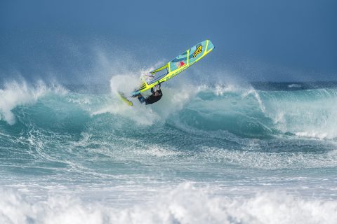 Polakow ripping at Ho'okipa