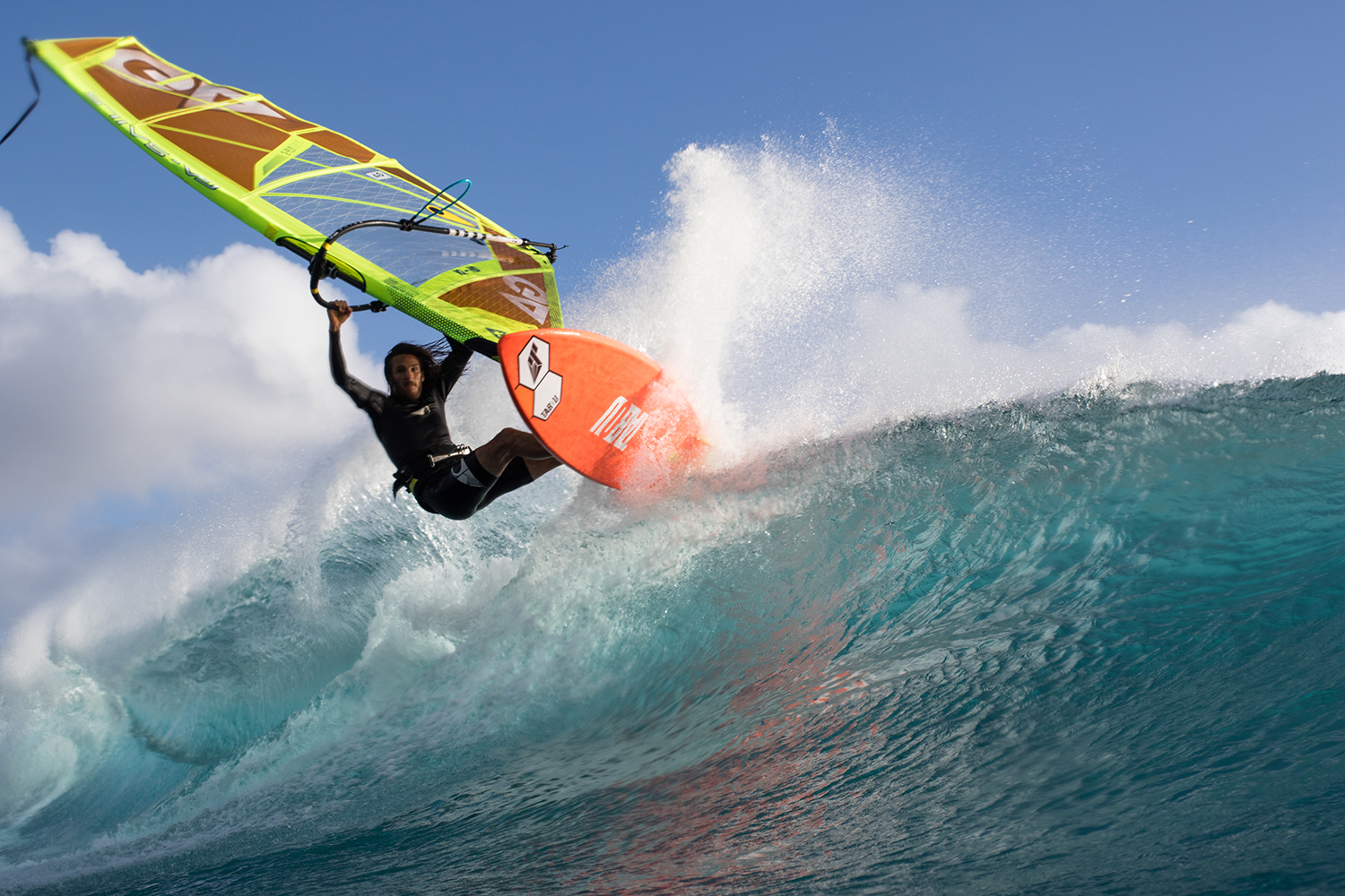 Thmas goes eye to eye with his courageous water photographer Armand Daydé