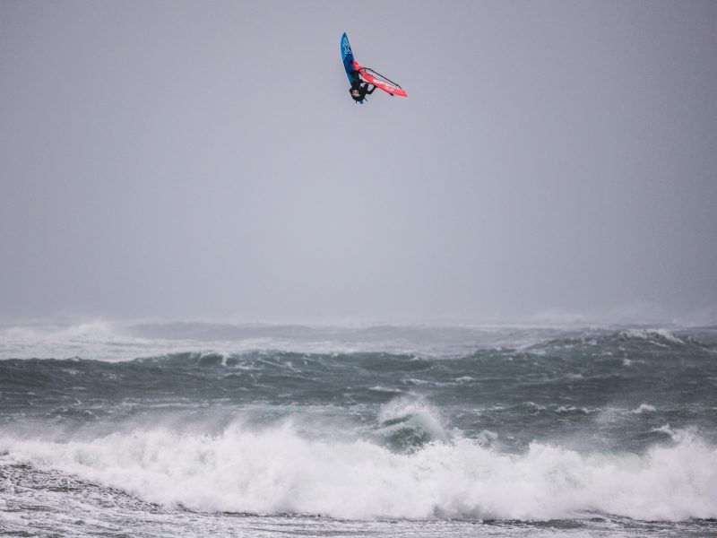 Jaeger Stone of Australia performs at the Red Bull Storm Chase in Magheroarty, Ireland on March 12, 2019. // Sebastian Marko/Red Bull Content Pool // SI201903130185 // Usage for editorial use only //