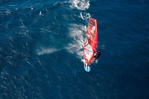 starboard-isonic-67-windsurf-board-race-210309160740DJI_0052-1