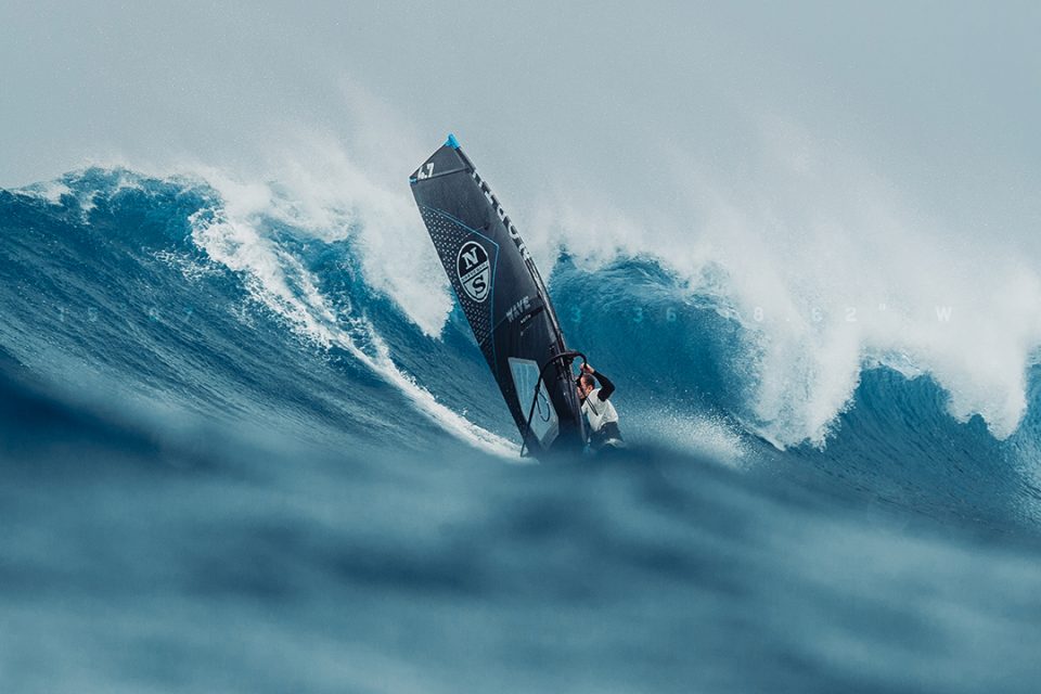 Windsurf MagazineMEET THE WAVE! NORTH WINDSURFING'S NEW WAVE SAIL