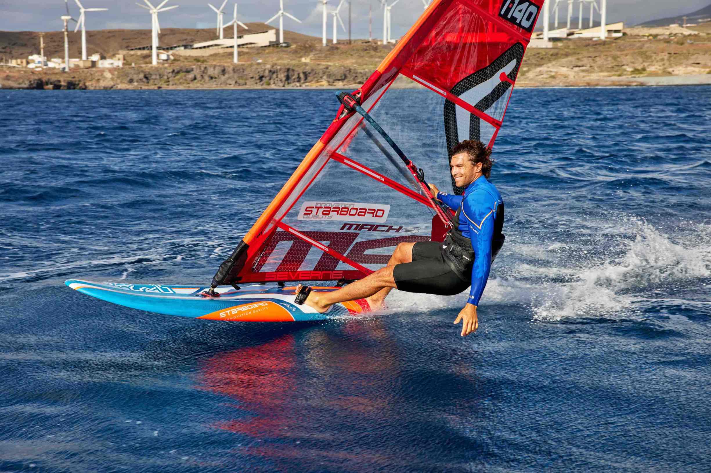 Matteo Iachino blasting on a starboard 55 years later