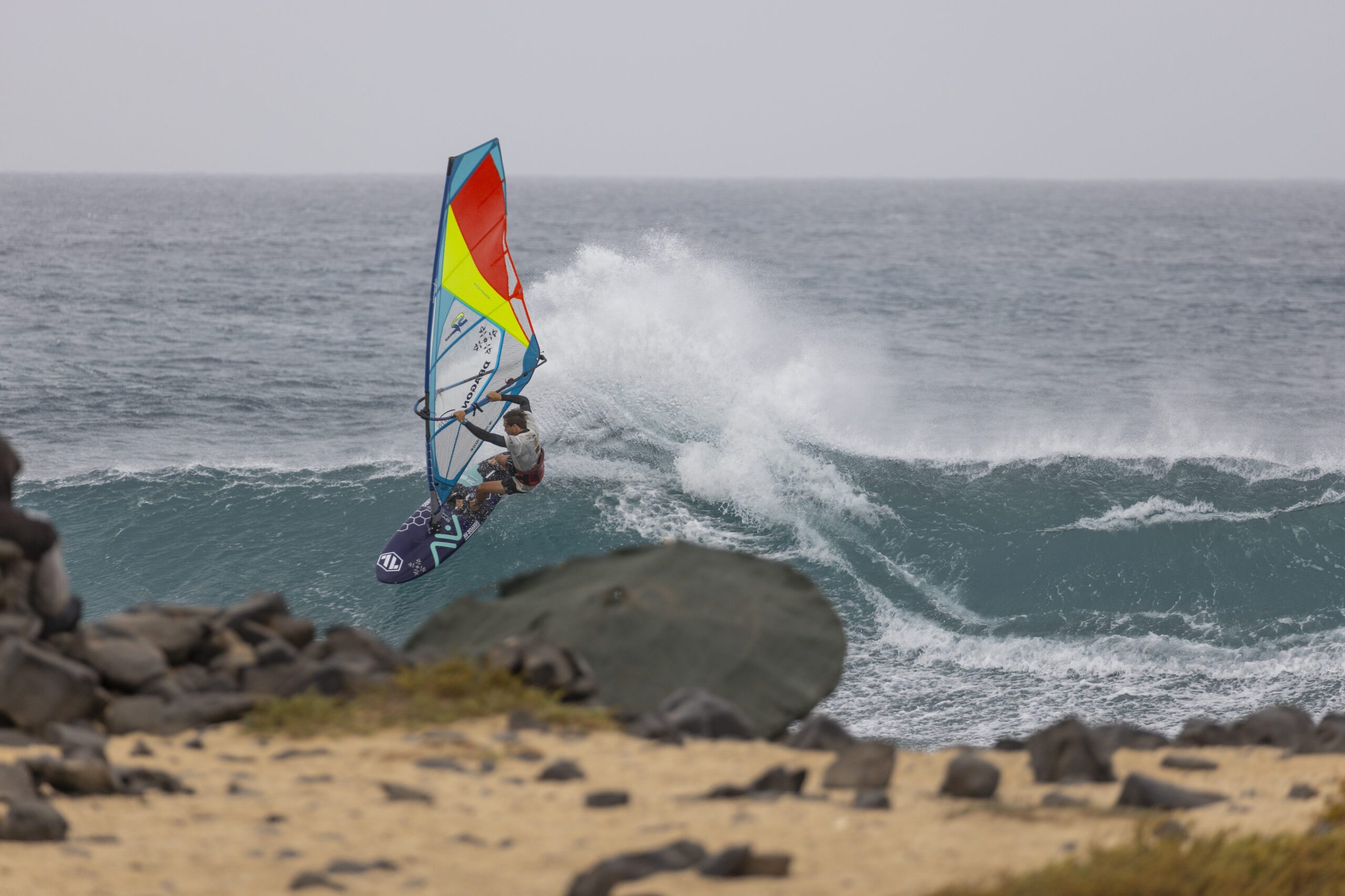Windsurf MagazineAV BOARDS NEW DYNAMO WAVE