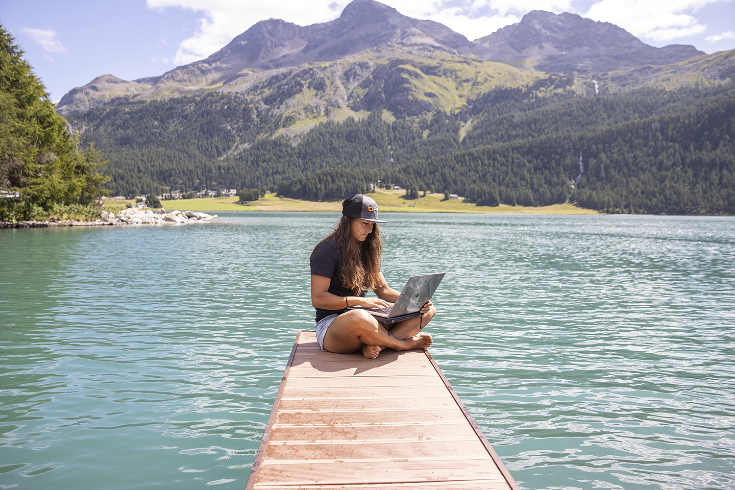 Lena working remotely