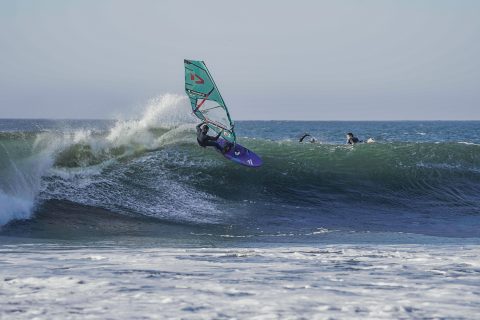 Marce Pare scores in Chile