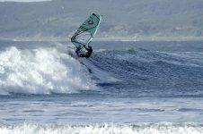 Chasing Surazo_Marc_windsurfing on glass (1)