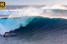 WINDSURFING CLOUDBREAK: FIJI