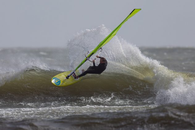 Photo (c) 2023 Henning von Jagow / hanok_upnorth

Event: Windsurf Session Avon Beach & Wittering

Photo credit: Henning von Jagow / Hanok Up North - Photography

www.hanok-upnorth.com

Instagram: @hanok_upnorth