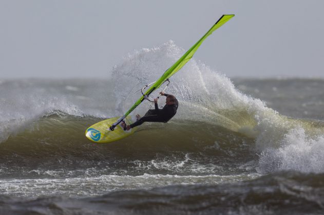 Photo (c) 2023 Henning von Jagow / hanok_upnorth

Event: Windsurf Session Avon Beach & Wittering

Photo credit: Henning von Jagow / Hanok Up North - Photography

www.hanok-upnorth.com

Instagram: @hanok_upnorth