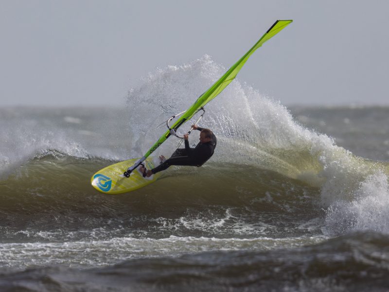 Photo (c) 2023 Henning von Jagow / hanok_upnorth

Event: Windsurf Session Avon Beach & Wittering

Photo credit: Henning von Jagow / Hanok Up North - Photography

www.hanok-upnorth.com

Instagram: @hanok_upnorth