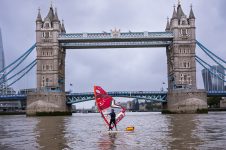 JC credits_Marjolein_Vinkenoog-PlasticSoupSurfer-6-London-2023-highres-01