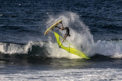 Marcilio ripping at Hookipa