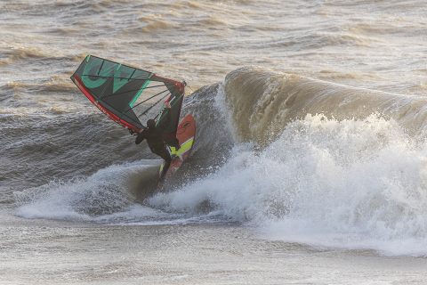 Ross Williams throws a 360