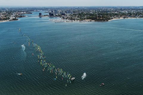 Race start atthe Worlds: Photo: Justyna  Sniady