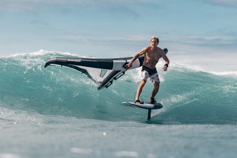 2025_ADX_Rider_RobbyNaish_Photographer_FrankieBees_Maui_4
