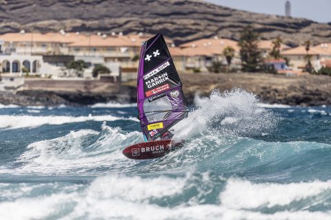 Ricardo Campello carving it up in Tenerife