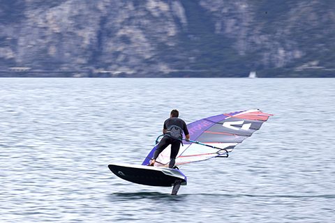 DTW-Duotone-Falcon_Foil-DLAB-Warp_Foil-Vincent-Lago-2024-Csáky-_TC_6567