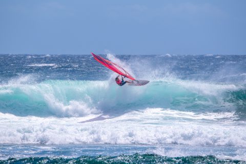 What a hit from Jane Seman!!!: Photo: Scott Bauer