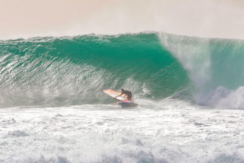 Simon drops in deep
