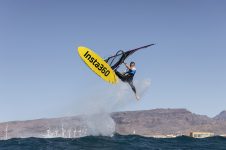 Ricardo taking off in Pozo